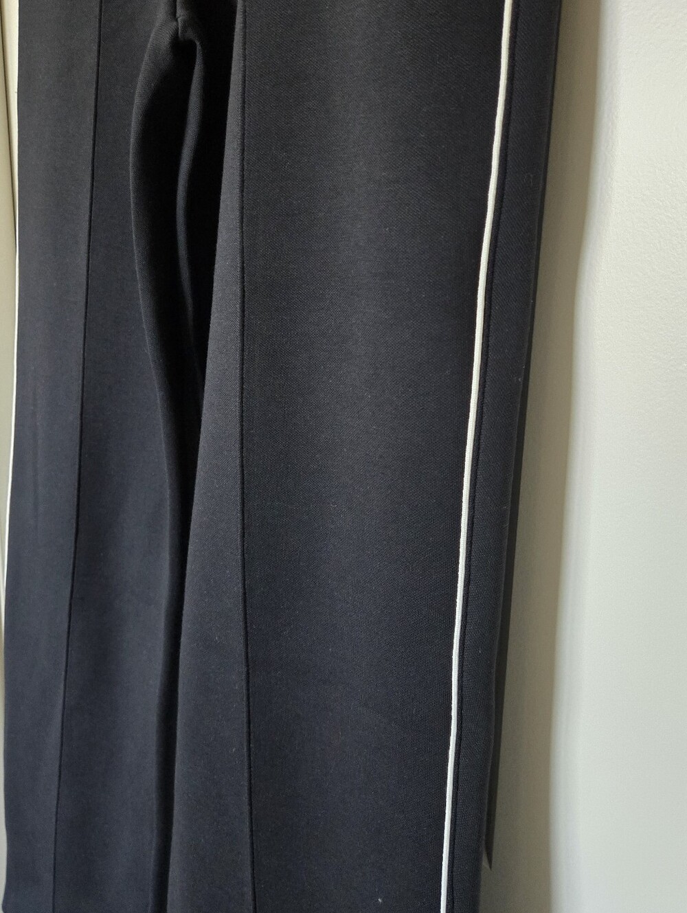 NWT Adidas Originals Tailored Trousers Black Size 10 Item# JD5472 - Picture 5 of 6